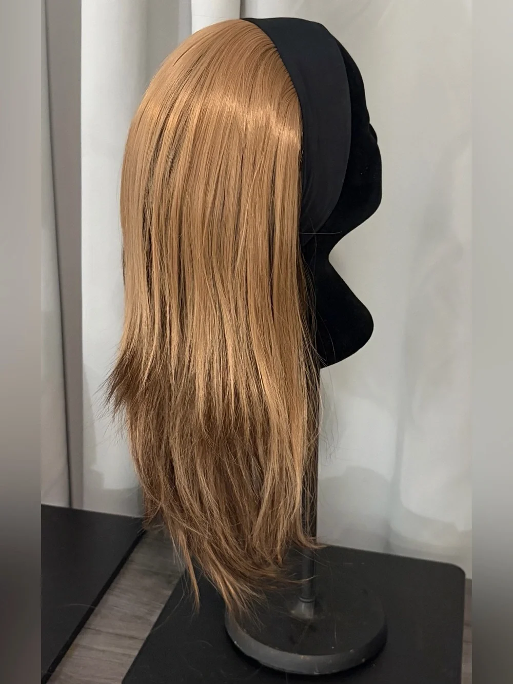 NEW CHELSEY SMITH CROWN Headband Wig Brunette Carmel Highlights Long Layers
